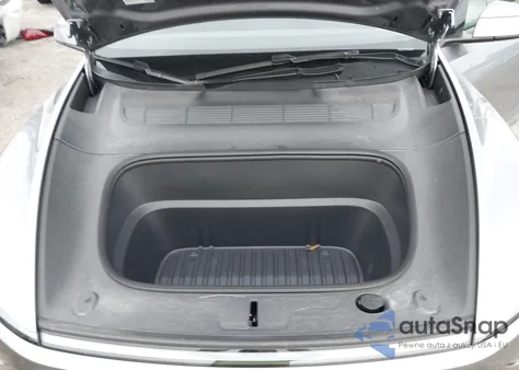 2026 Tesla Model Y Long Range Dual Motor All-Wheel Drive/Long Range Launch Series из США, поврежденный, VIN 7SAYGDEE6TA388853